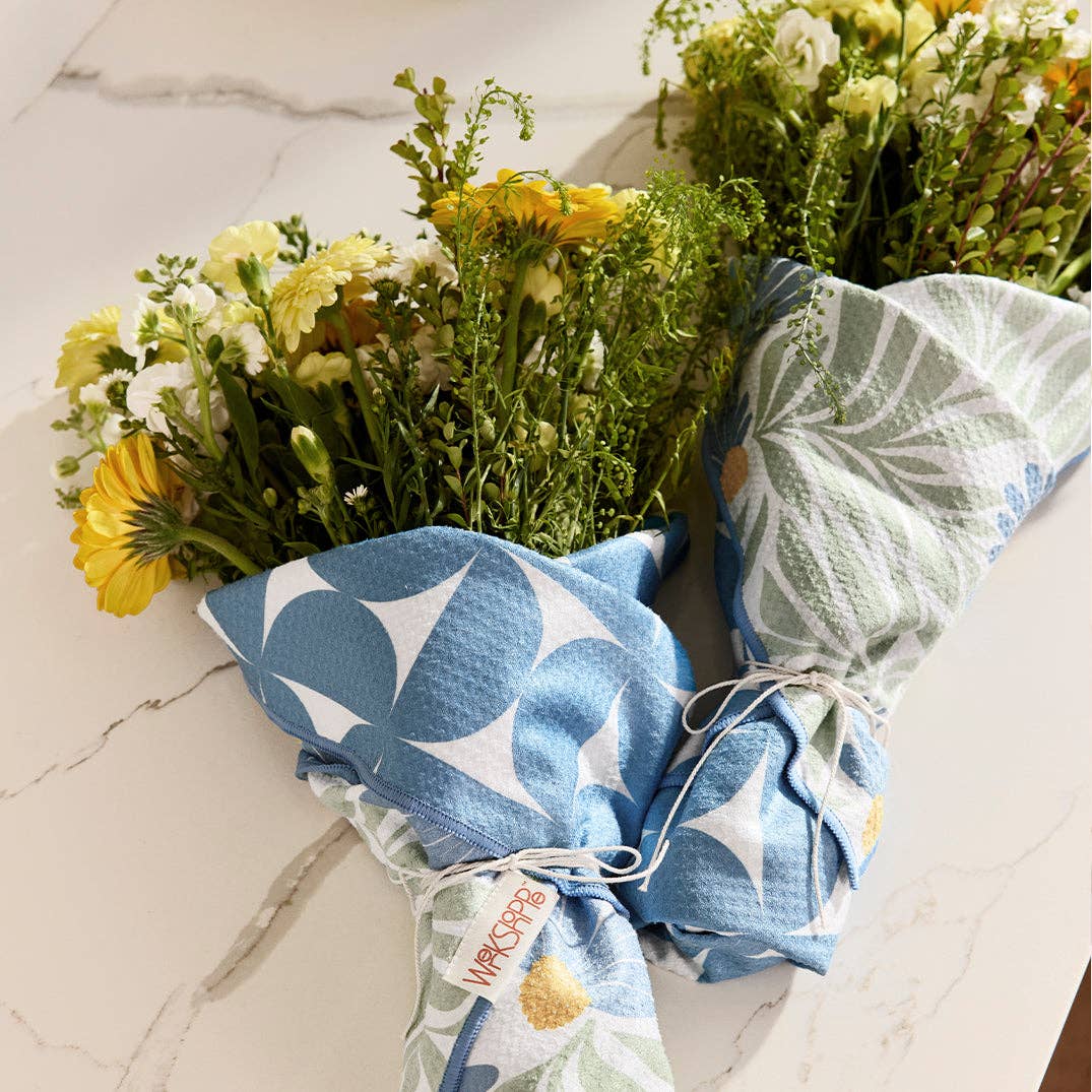 Blue Coneflower Microfiber Kitchen Towel, Spring Decor Gift